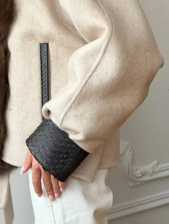 Женское шерстяное полупальто с мехом