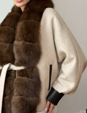 Женское шерстяное полупальто с мехом