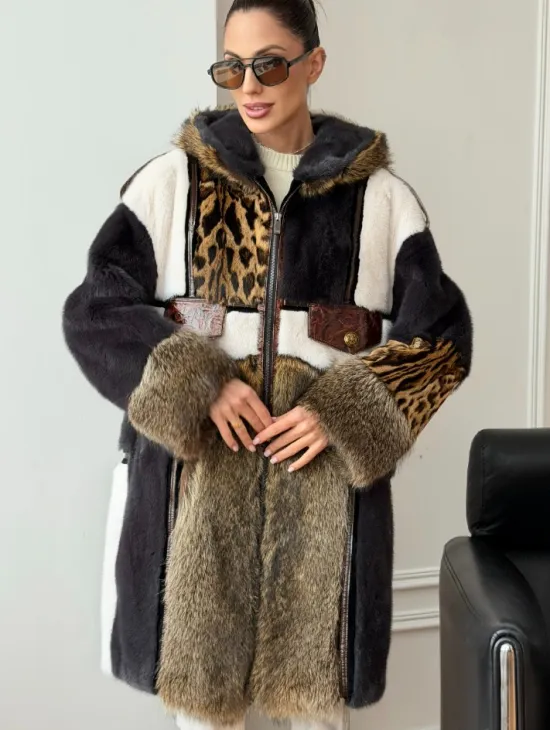 Комбинированная норковая шуба с капюшоном