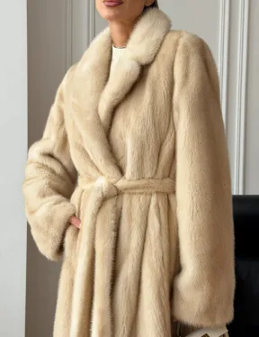 Длинная норковая шуба в натуральном цвете пастель