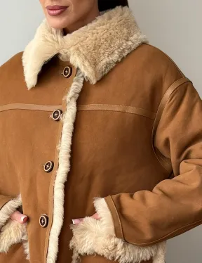 Двухсторонняя женская замшевая дубленка