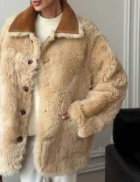 Двухсторонняя женская замшевая дубленка