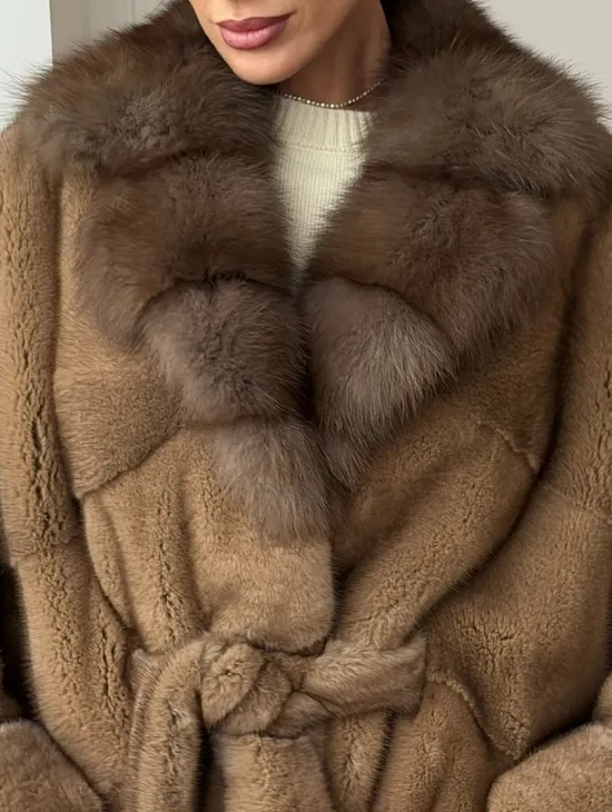 Шуба норка - воротник куница