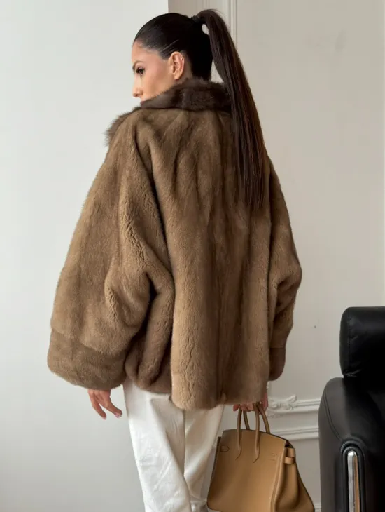 Норковый полушубок с воротником куницы 70 см