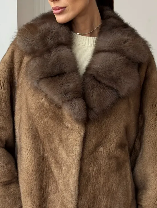 Норковый полушубок с воротником куницы 70 см