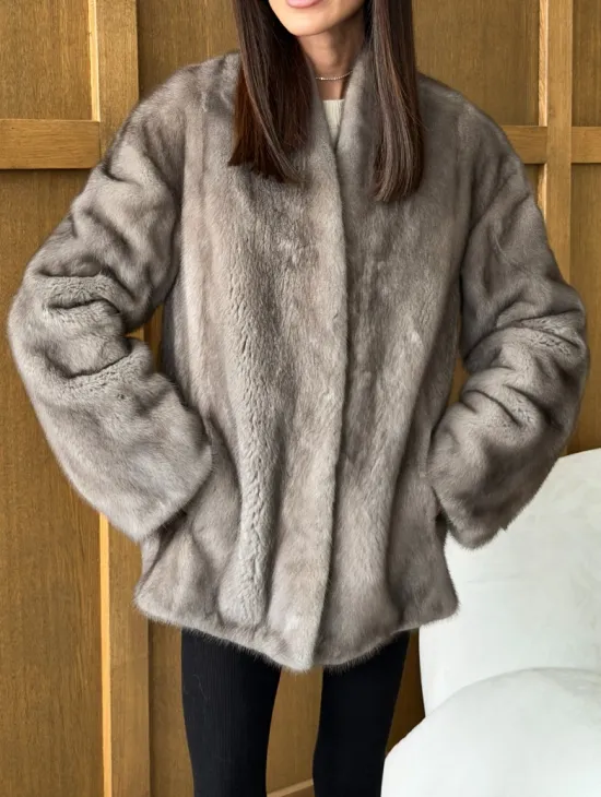 Норковый жакет в натуральном сером цвете