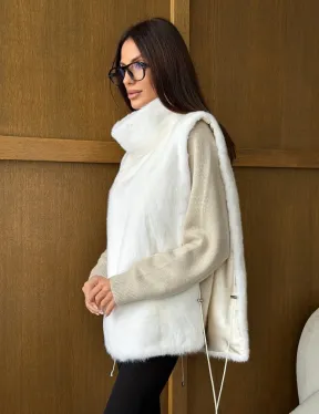 Белая норковая манишка