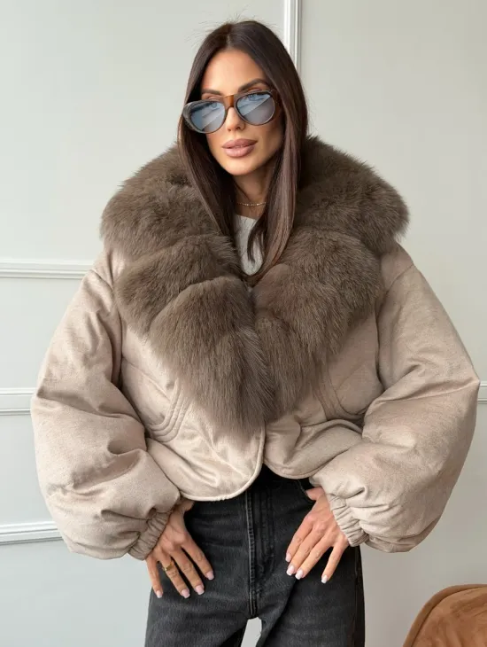 Зимний короткий пуховик с мехом - оверсайз