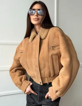 Зимняя женская дубленка - бомбер