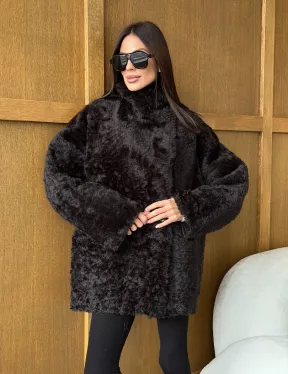 Коричневая двухсторонняя дубленка на овчине тиградо