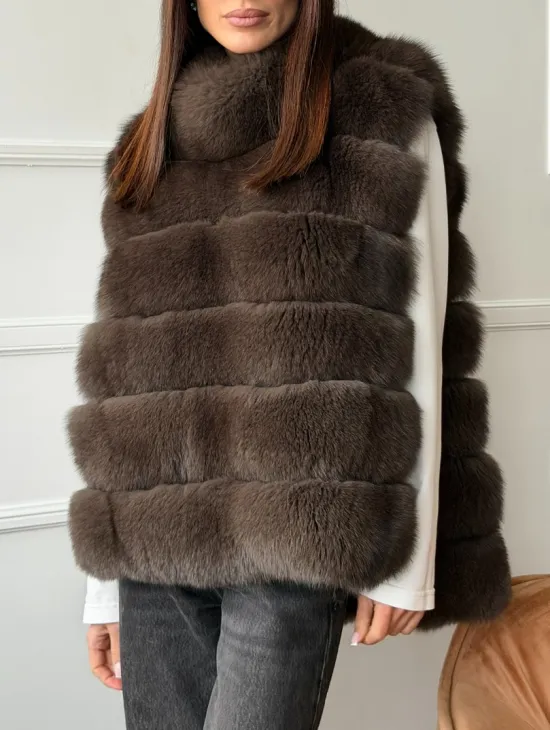 Меховая манишка под соболь из песца