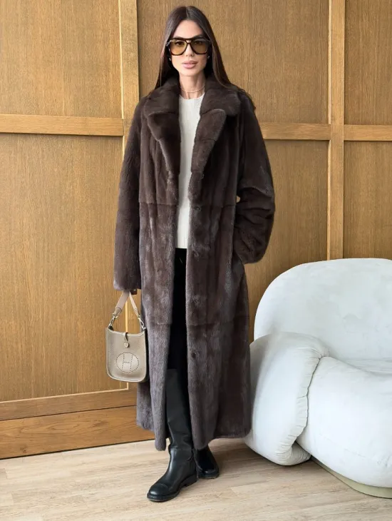 Норковая шуба - прямой крой с меховым поясом