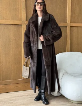 Норковая шуба - прямой крой с меховым поясом