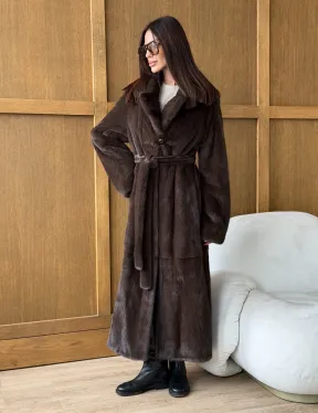 Норковая шуба - прямой крой с меховым поясом