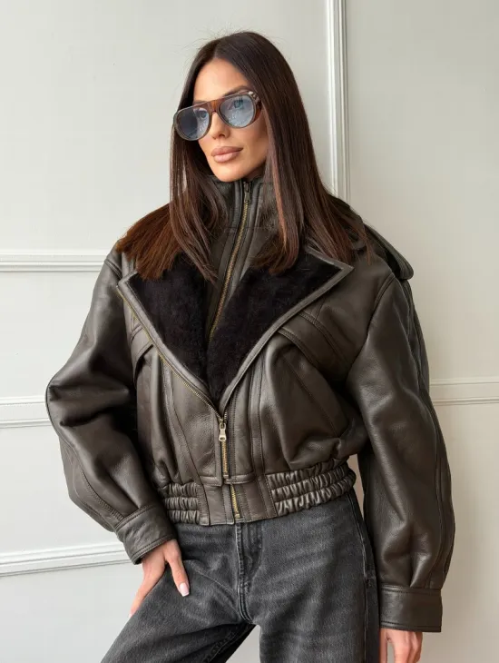 Стильная куртка - дубленка из овчины