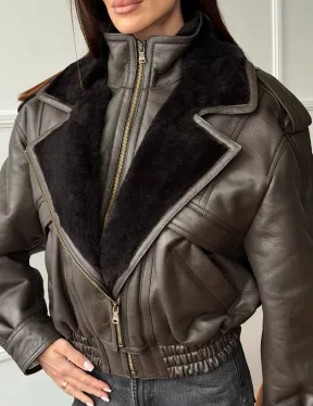 Стильная куртка - дубленка из овчины