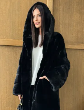 Черная норковая шуба с капюшоном