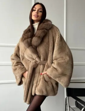 Pastel шуба летучая мышь - воротник куница