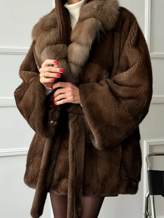Полушубок автоледи норковый - воротник куница