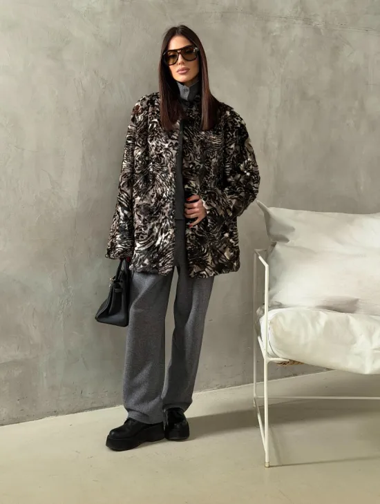 Шуба норковая из цветных кусочков в стиле оверсайз