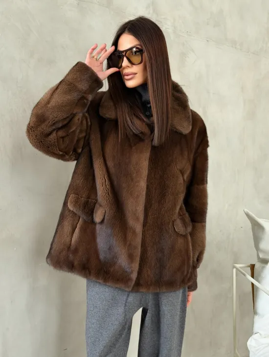 Короткая норковая шуба под соболь