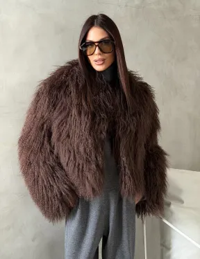 Модный полушубок из ламы