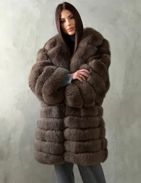 Шуба из песца под соболь - английский воротник