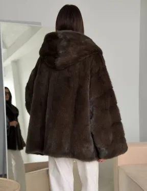 Зимняя норковая шуба с капюшоном