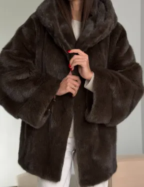 Зимняя норковая шуба с капюшоном