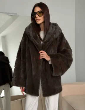 Зимняя норковая шуба с капюшоном