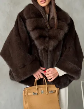 Короткий норковый жакет с воротником из куницы