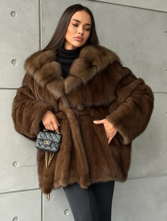 Полушубок норковый летучая мышь - капюшон куница