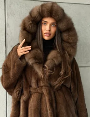 Полушубок норковый летучая мышь - капюшон куница