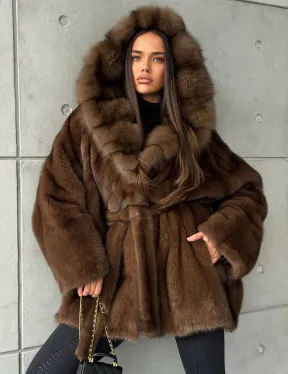 Полушубок норковый летучая мышь - капюшон куница