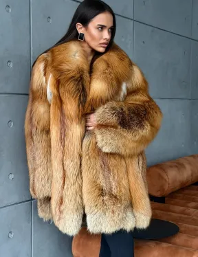 Шуба из натурального меха лисы