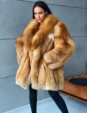 Шуба из натурального меха лисы