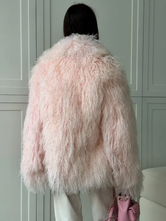 Шуба из меха ламы - цвет розовый
