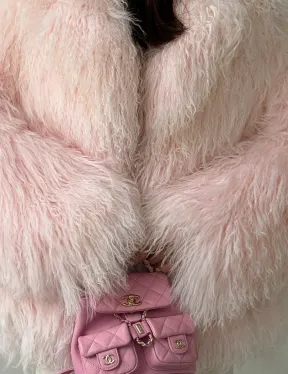 Шуба из меха ламы - цвет розовый