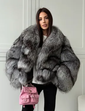 Полушубок из натурального меха чернобурки