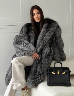 Шикарная шуба из чернобурки