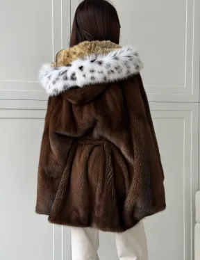 Норковая шуба с капюшоном по рысь