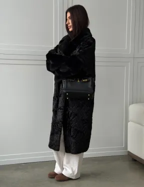 Черная шуба из каракуля с норкой