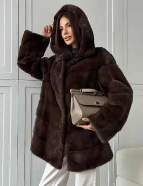Норковая шуба в стиле «рубашка» с капюшоном