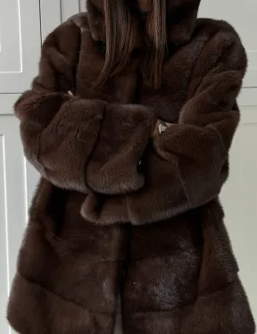 Норковая шуба в стиле «рубашка» с капюшоном