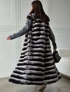 Меховой жилет из шиншиллового кролика