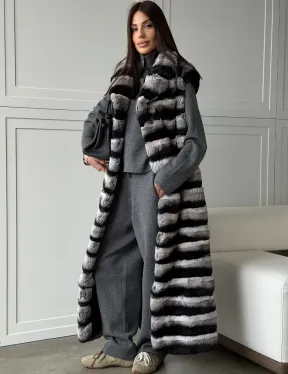 Меховой жилет из шиншиллового кролика