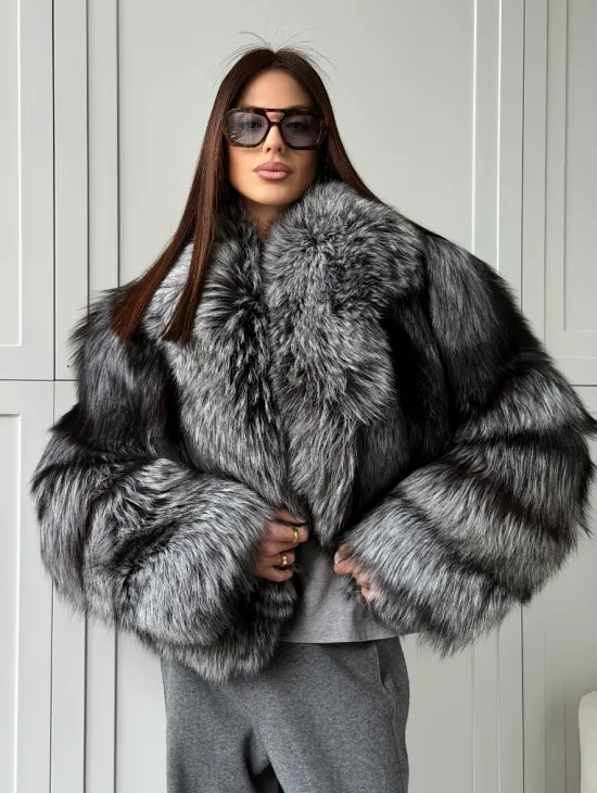 Женская шуба из чернобурки Winter Lover