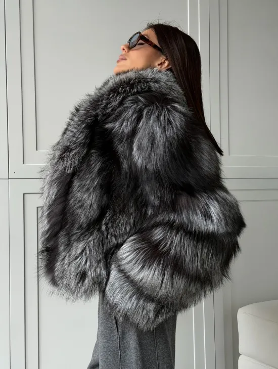 Женская шуба из чернобурки Winter Lover
