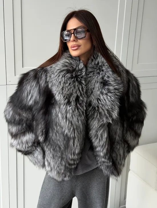 Женская шуба из чернобурки Winter Lover
