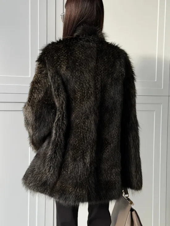 Женский полушубок из меха Финского енота Saga